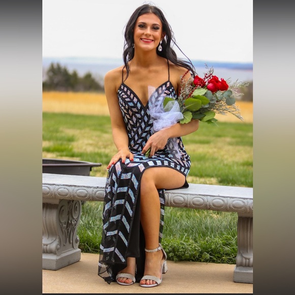 JASZ beaded black and silver prom dress worn once - Picture 5 of 7
